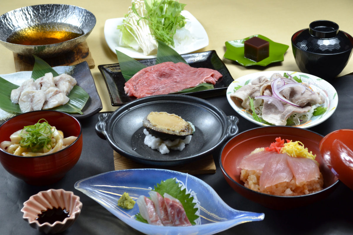 日帰り/三重名物膳と「三重の恵み」まるごとマーケット🎀２㌽